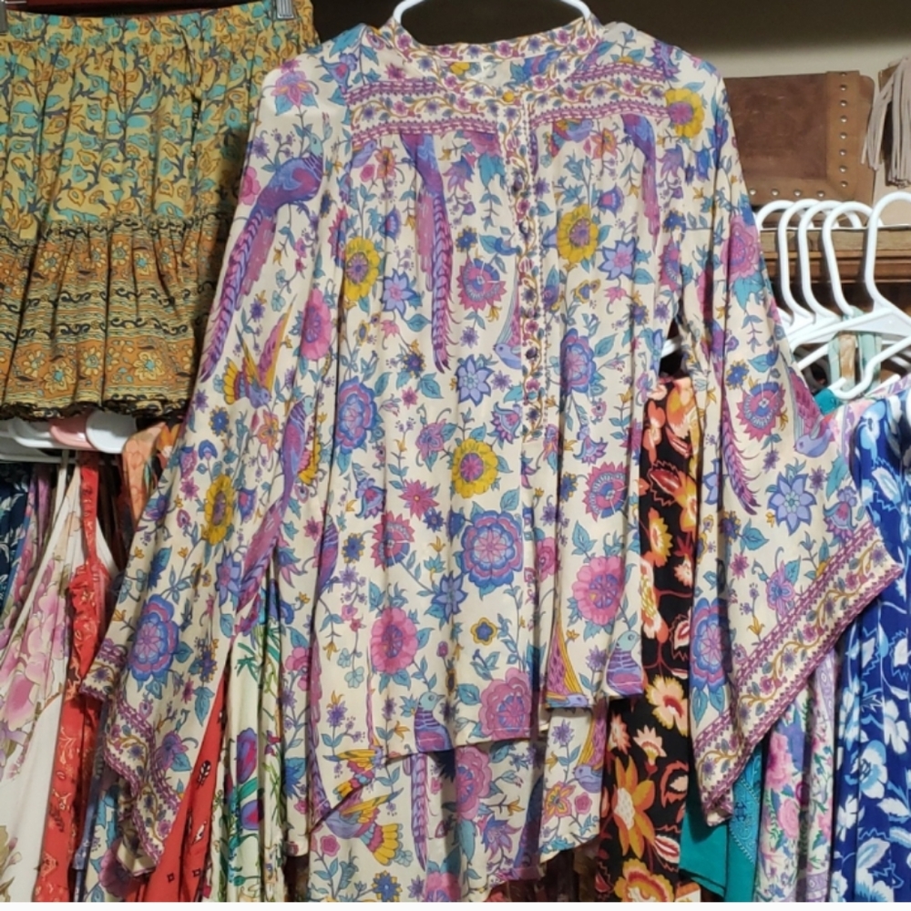 Lovebird blouse